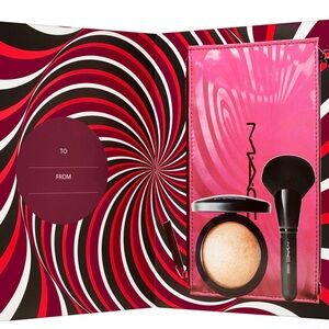 MAC Trick Of The Light Extra Dimension Skinfinish Kit -Limited edition